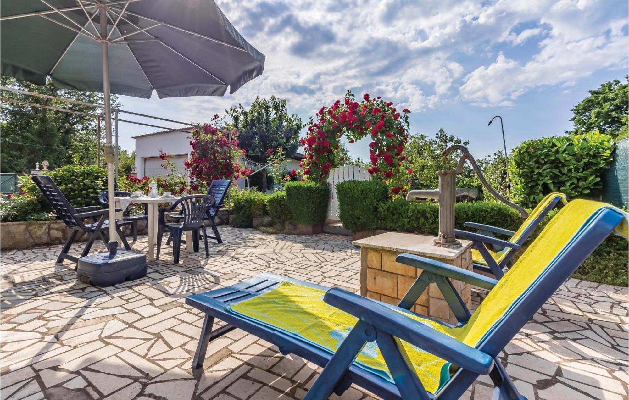 3 Bedroom Awesome Apartment In Pavicini Esterno foto