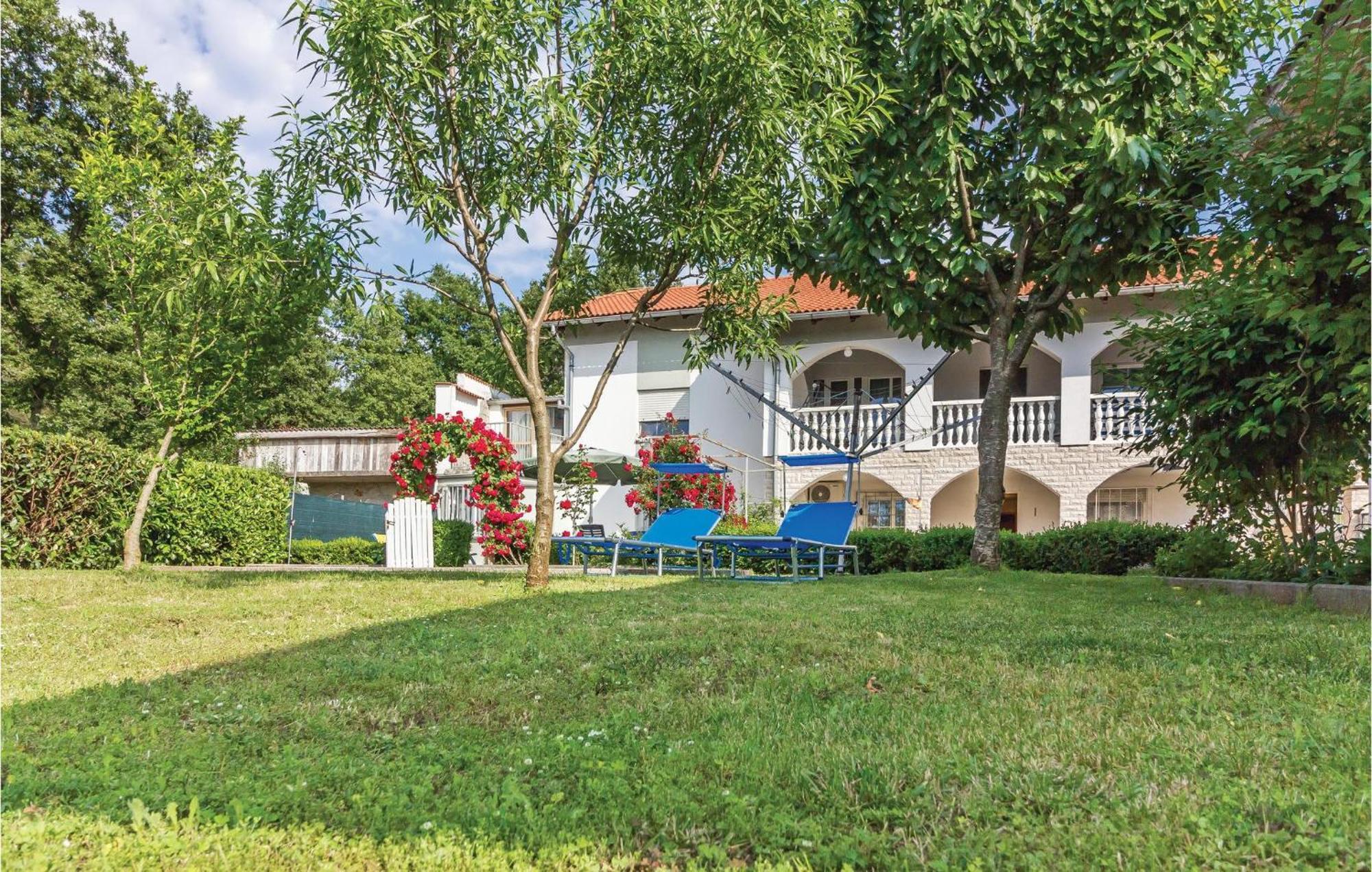 3 Bedroom Awesome Apartment In Pavicini Esterno foto